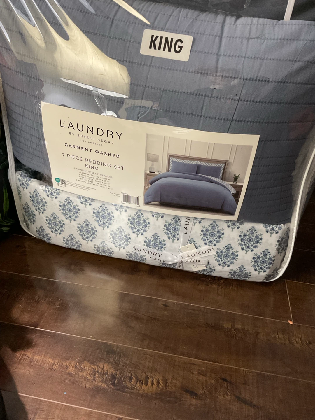 Laundry by Shelli Segal 7-Piece King Bedding Set