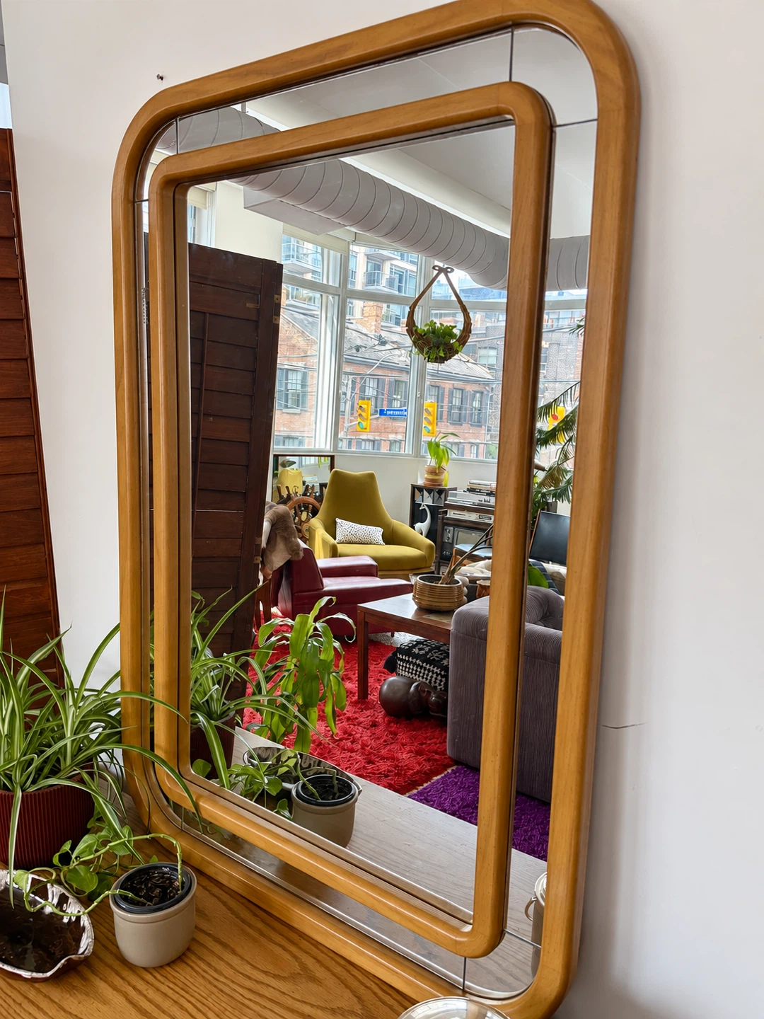 Vintage 1980s Postmodern Curved Oak Statement Mirror - photo 3