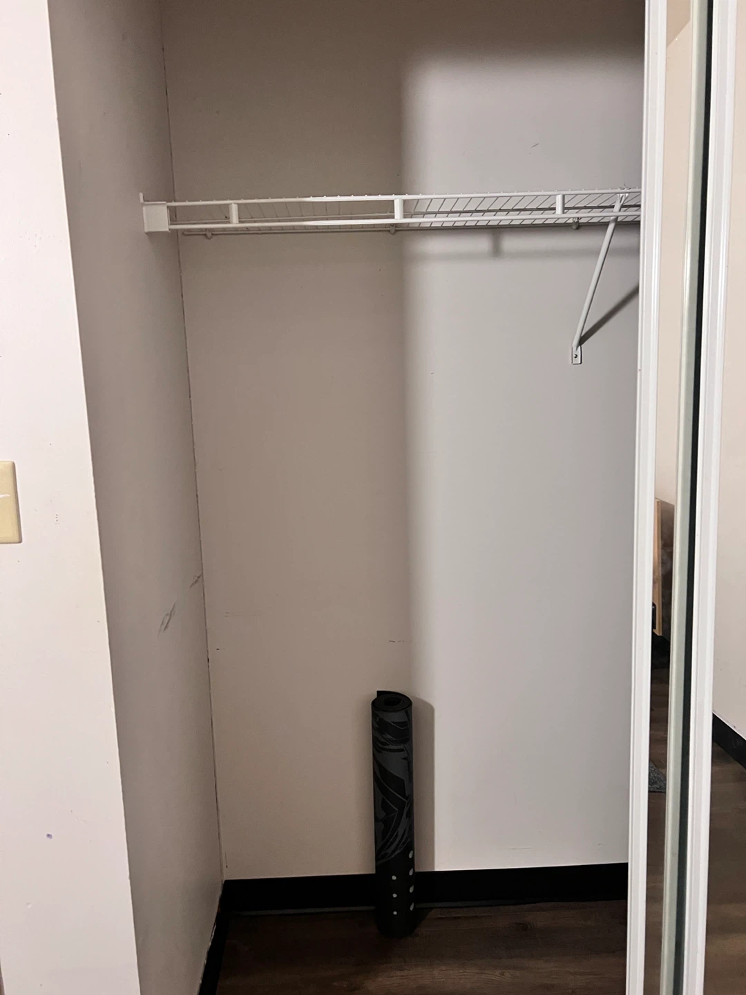 5 Beds 2 Baths Apartment - photo 3