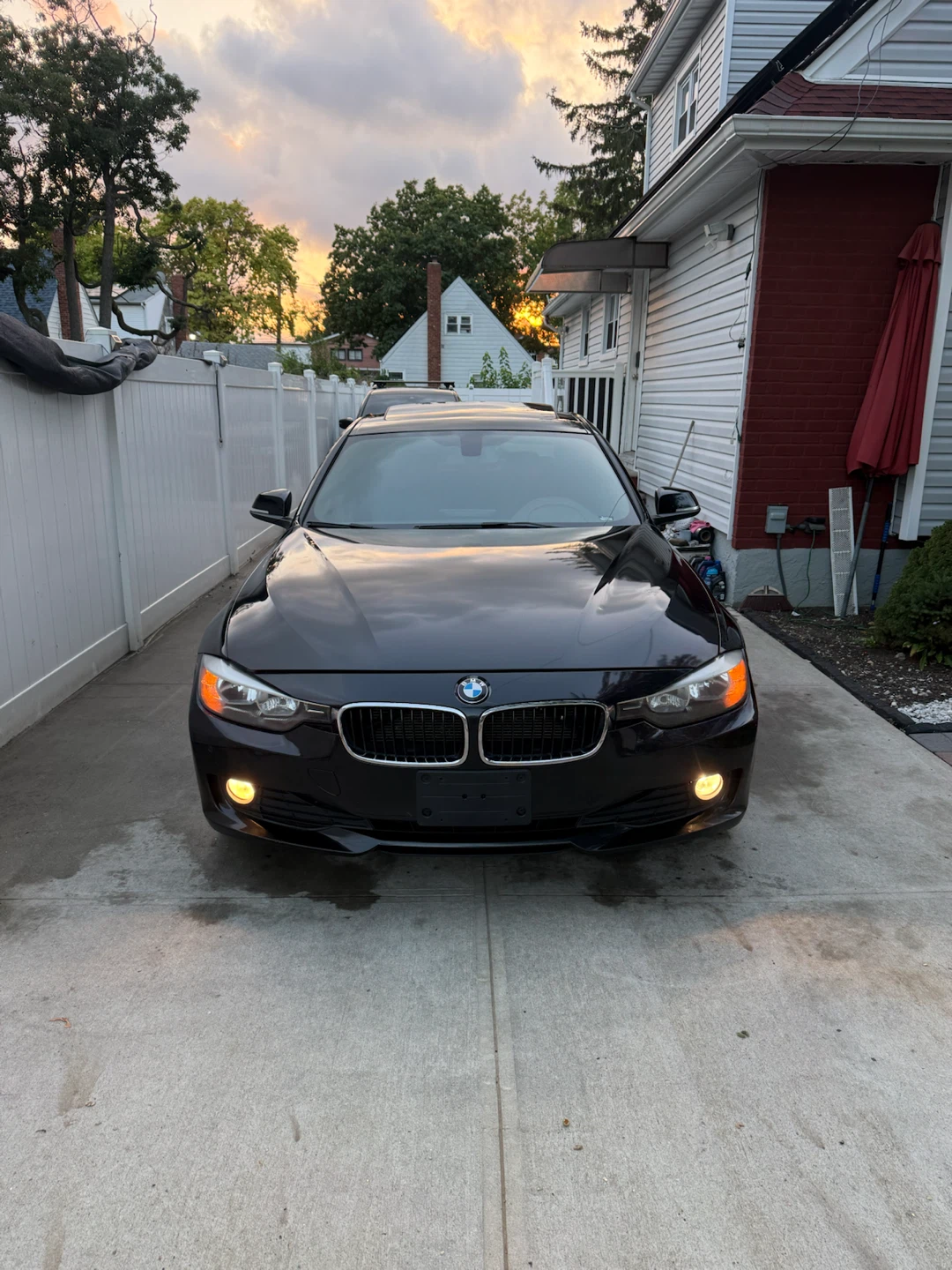 215 BMW 3 Series 320i xdrive sport pkg