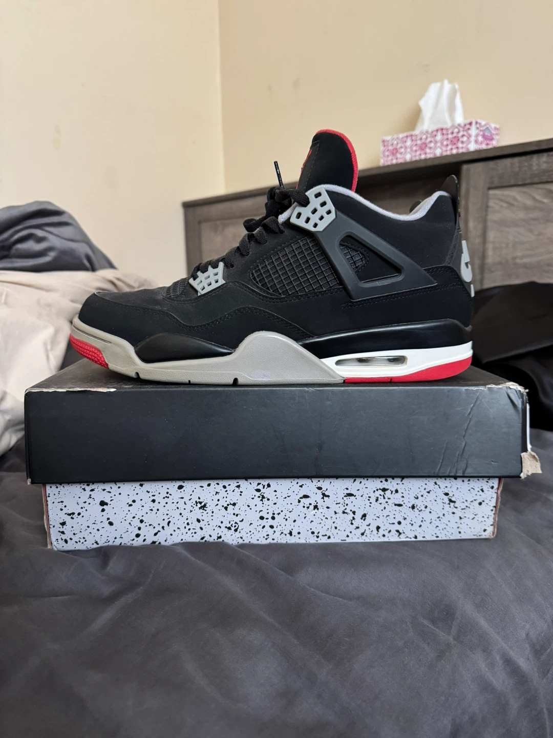 Nike Air Jordan 4 Retro Black/Red Size 12 - photo 2