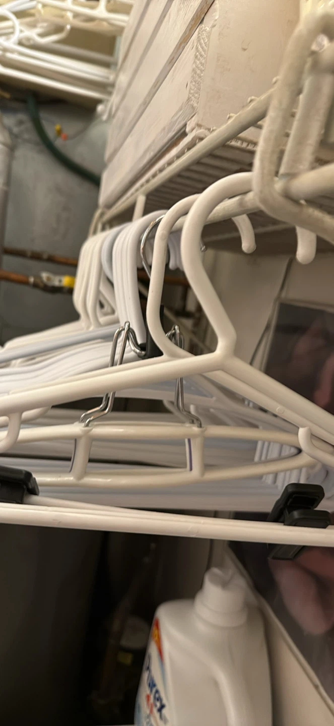 White hangers - photo 2