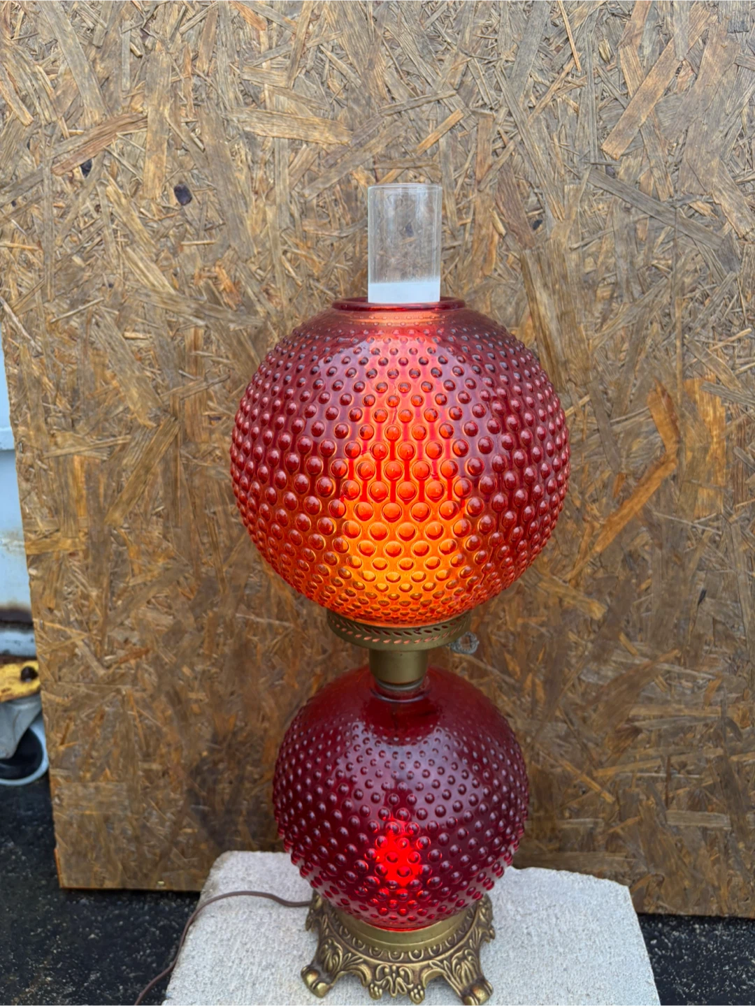 Red Hobnail Glass Lamp - photo 3