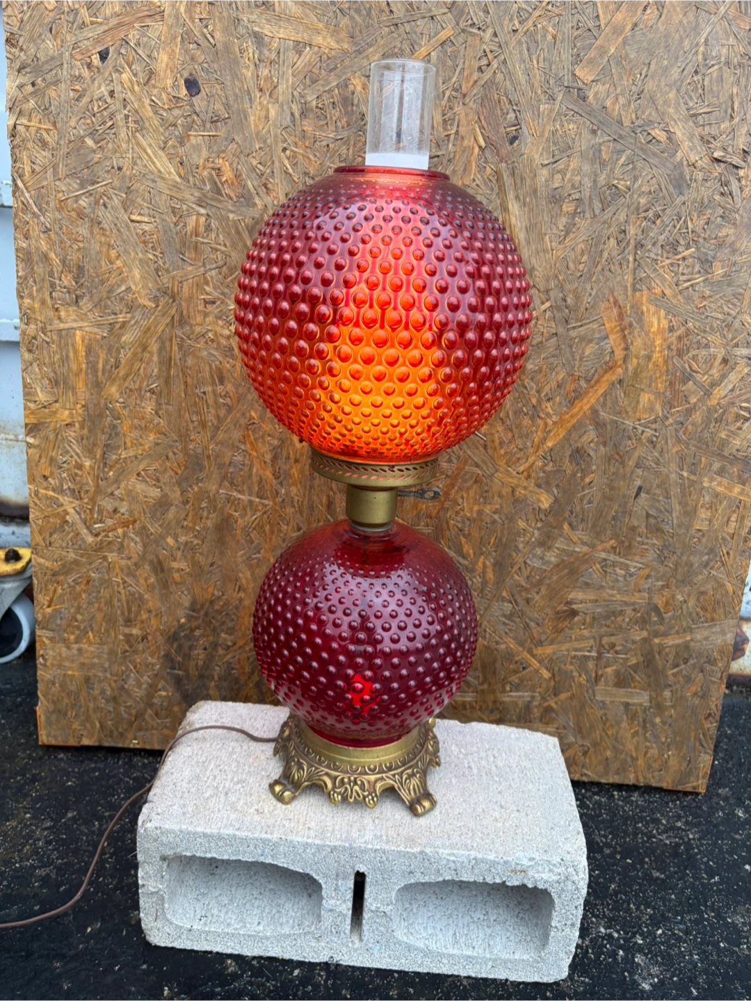 Red Hobnail Glass Lamp - photo 4