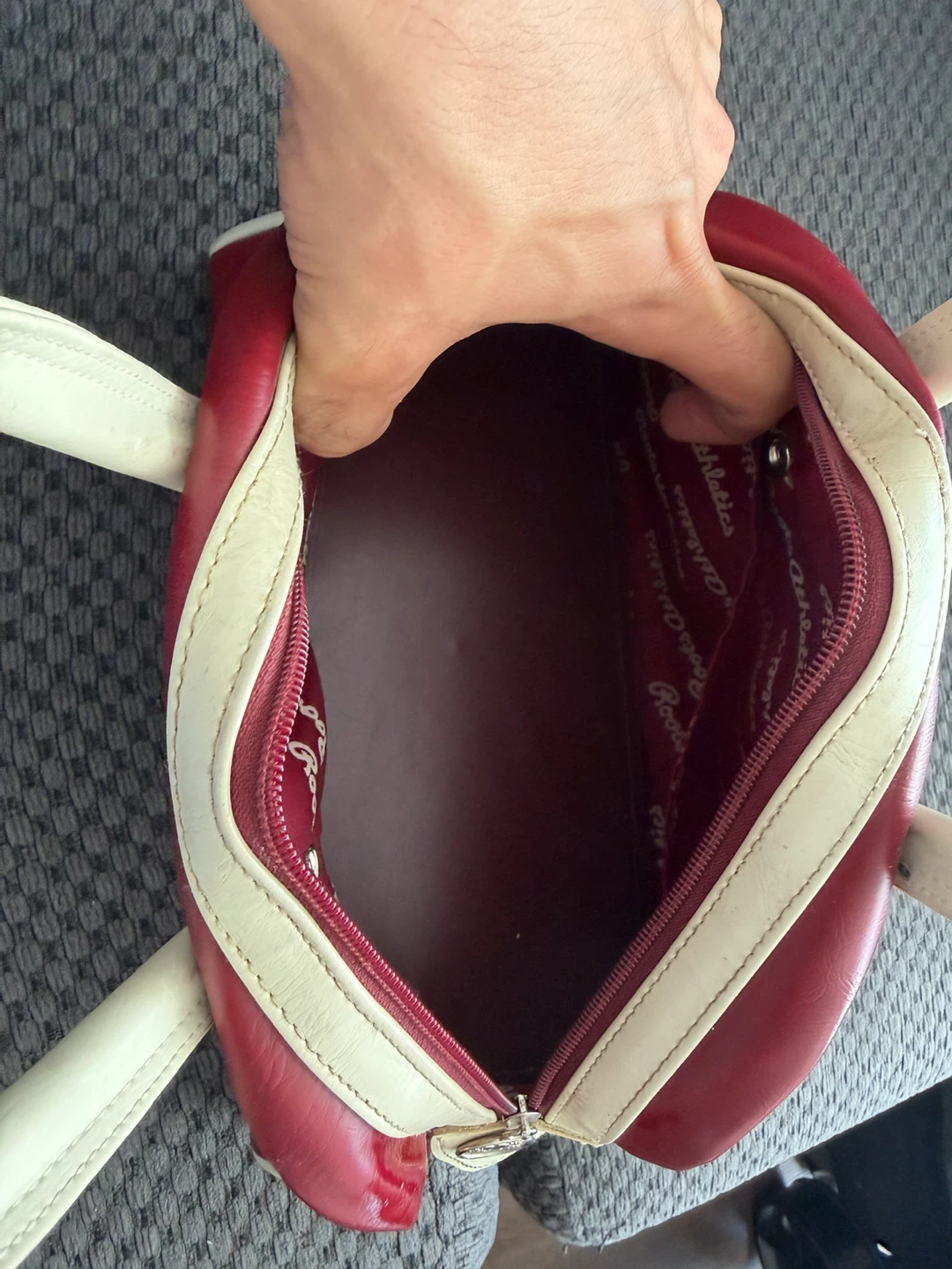 Vintage Roots Athletics Bowling Bag - photo 3