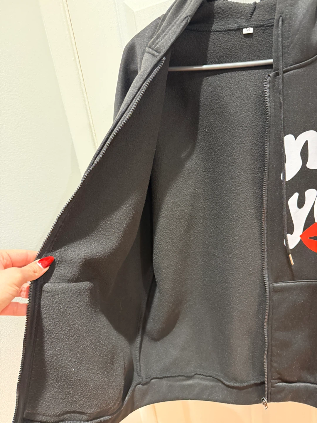Black Hoodie - Size M - photo 4