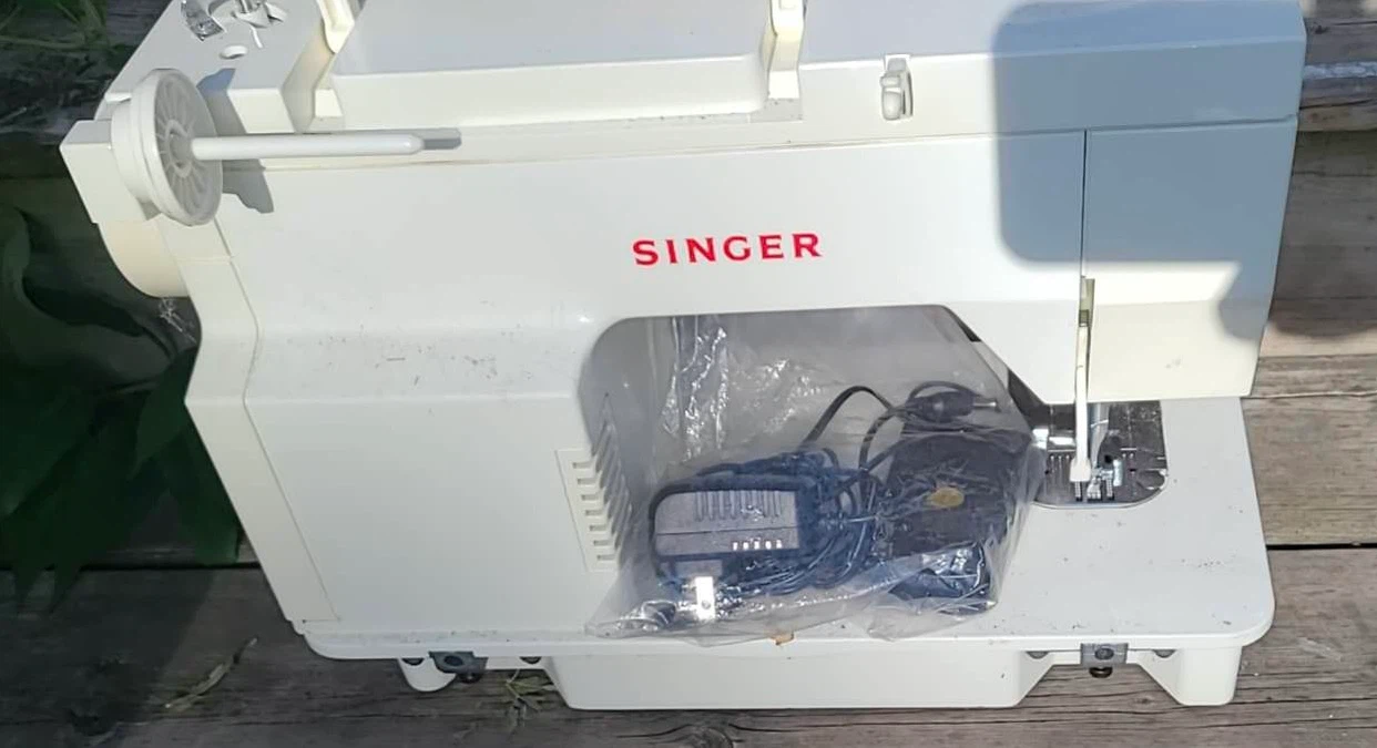 Singer Sewing Machine