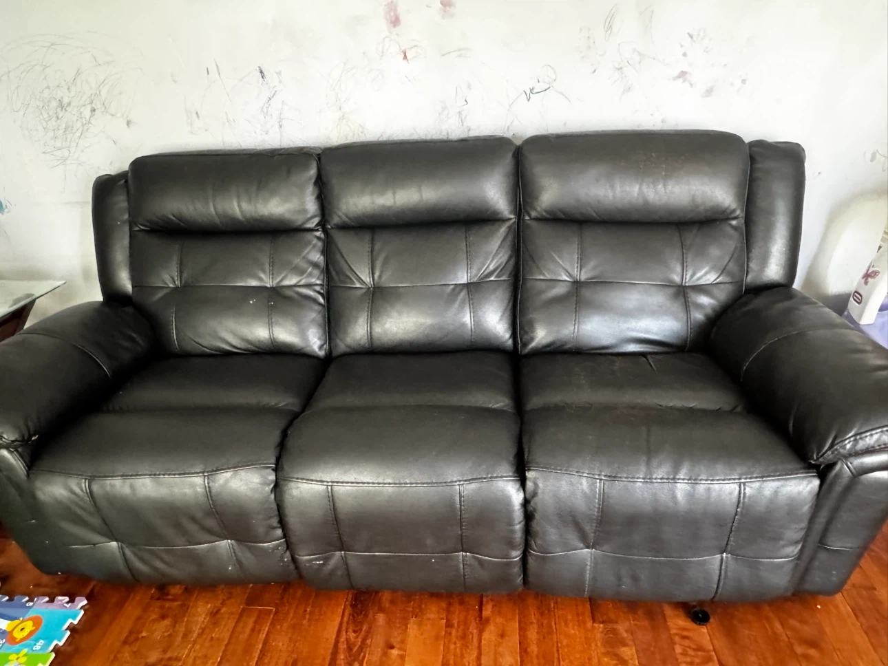 Black Leather Reclining Sofa - photo 2