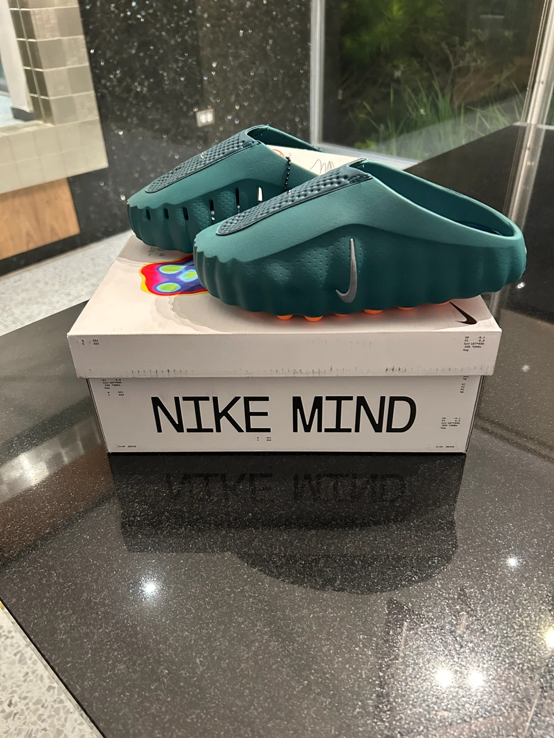 Nike Mind Science Department slides Green