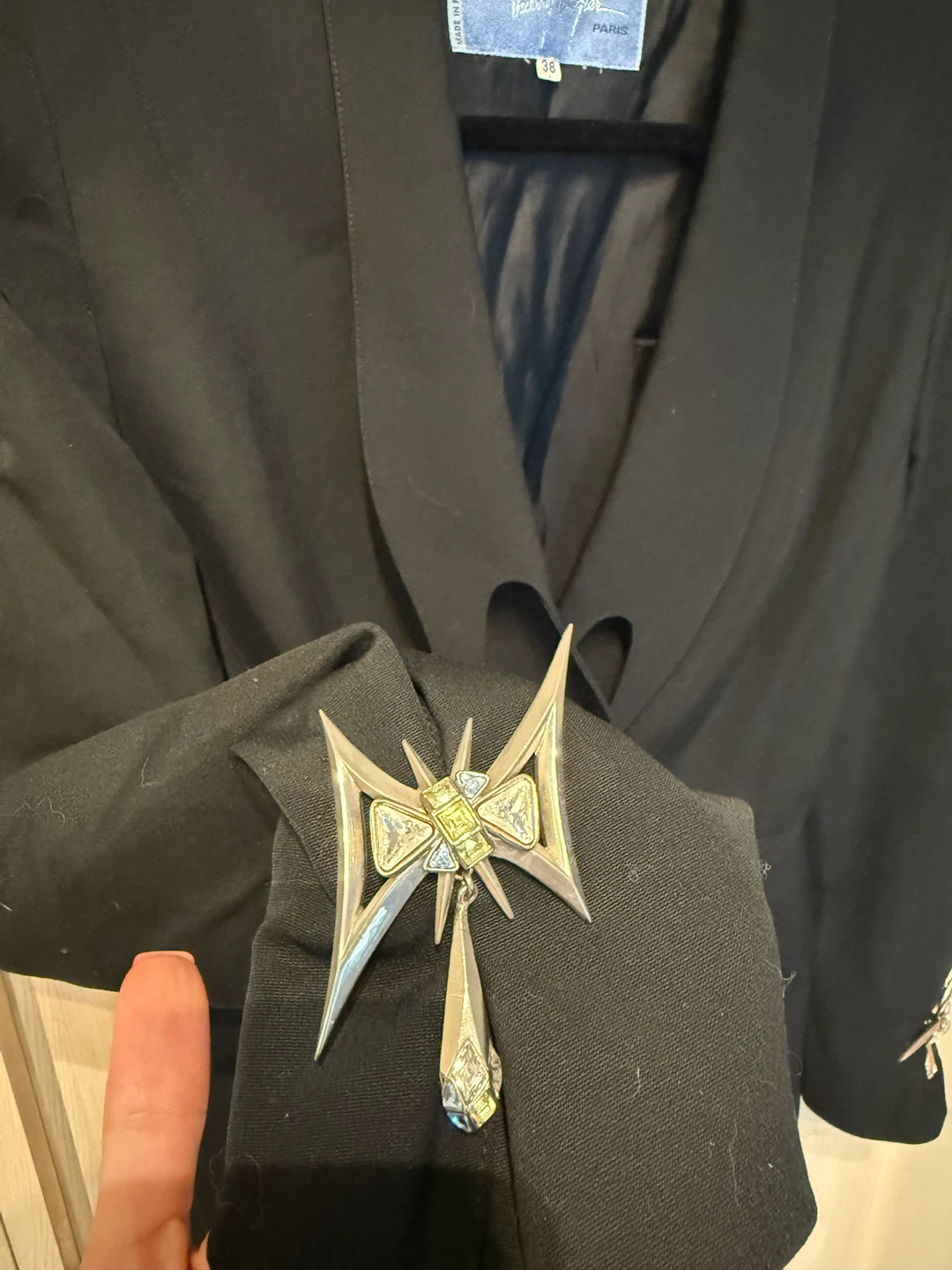 Thierry Mugler Black Jacket Rhinestone Brooch 1994 jacket - photo 4
