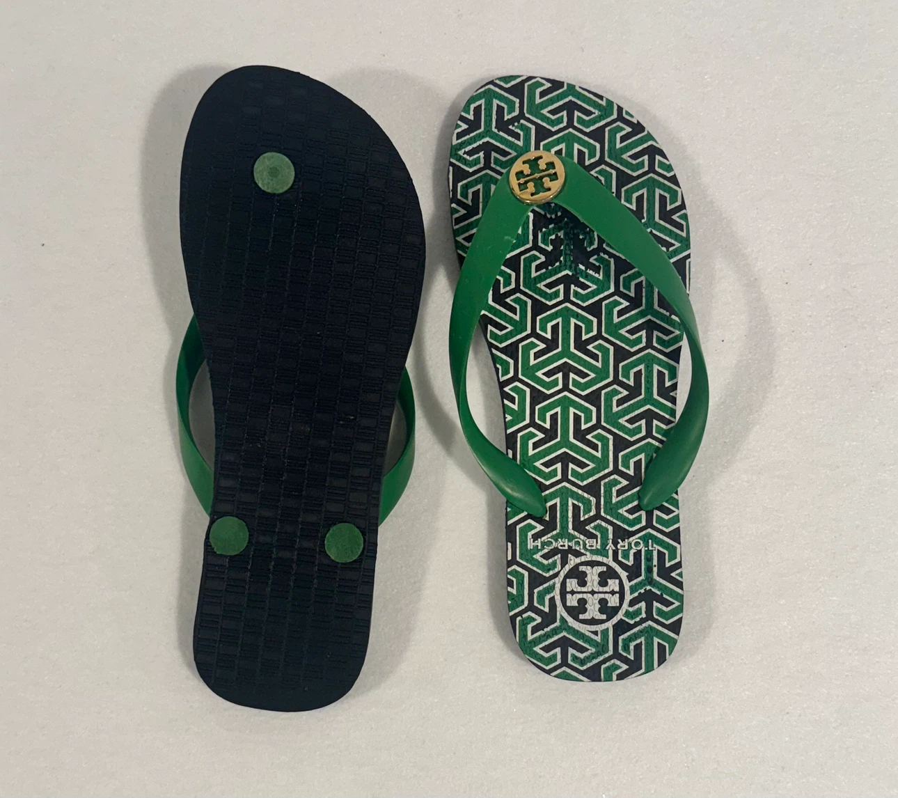 Tory Burch Green Geometric Flip Flops size 6 - photo 5
