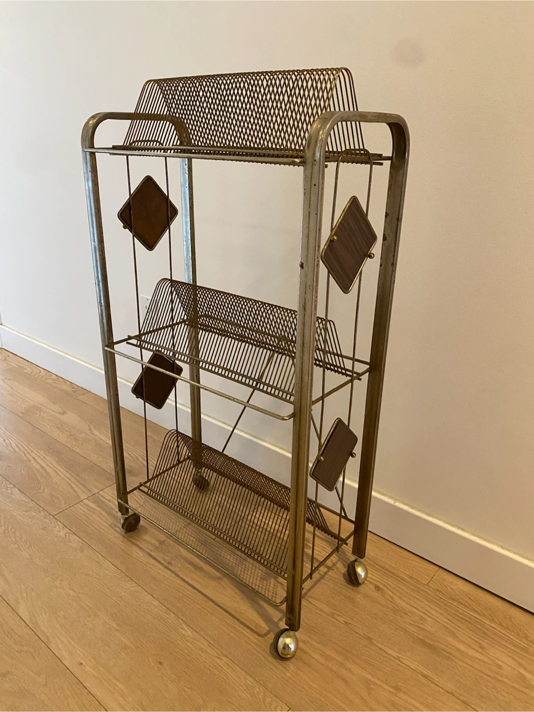 Record rack