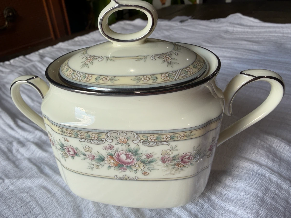 Noritake Shenandoah Bone China Sugar Bowl