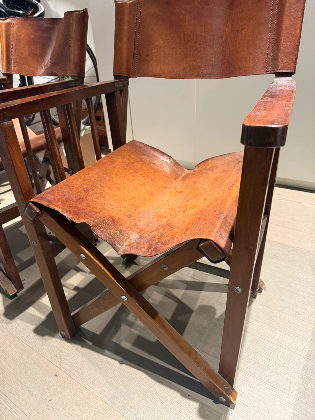 2x handmade African hardwood Leather Folding Director Chair - photo 2