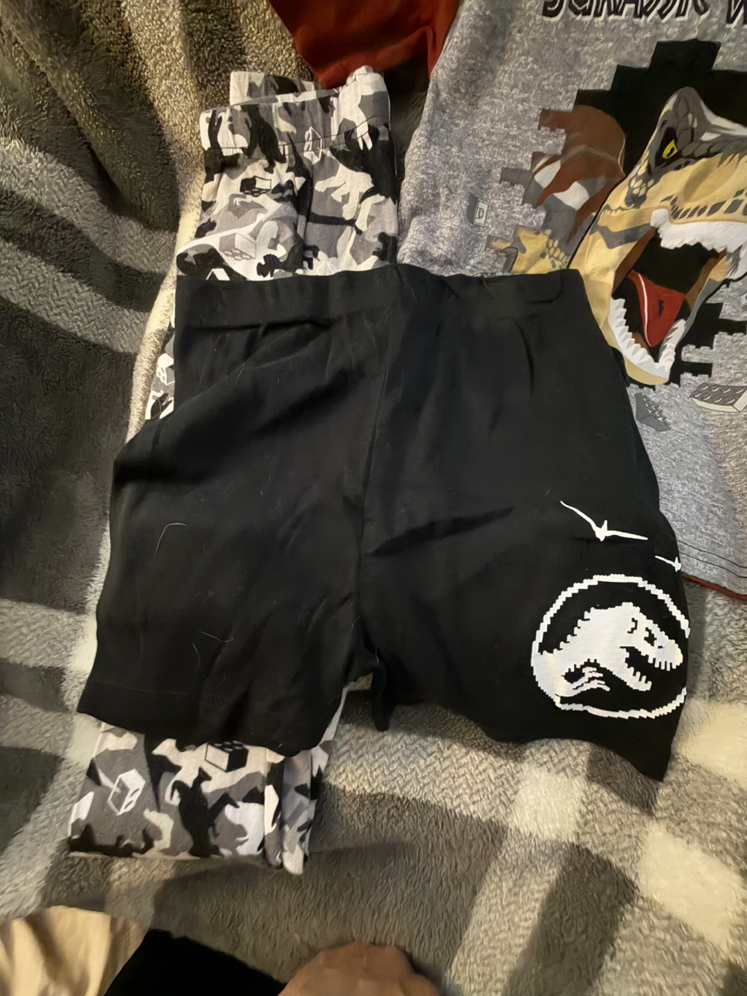 LEGO Jurassic World 3 piece Pajama Set Size 10 - photo 4