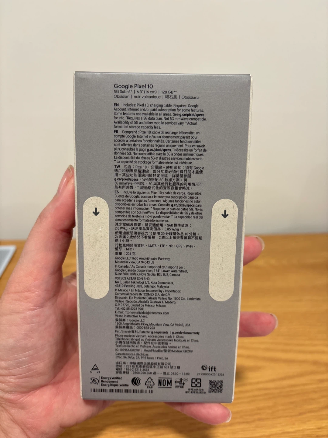 Google Pixel 10 128GB Obsidian - photo 3