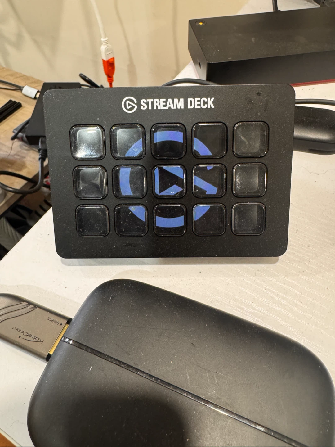 Elgato Stream Deck 15-Key Controller - photo 2