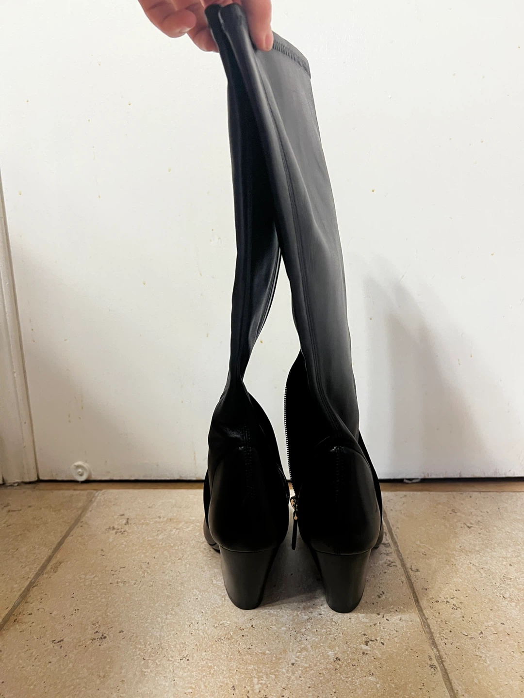 Burberry Black Leather Knee-High Boots - photo 2