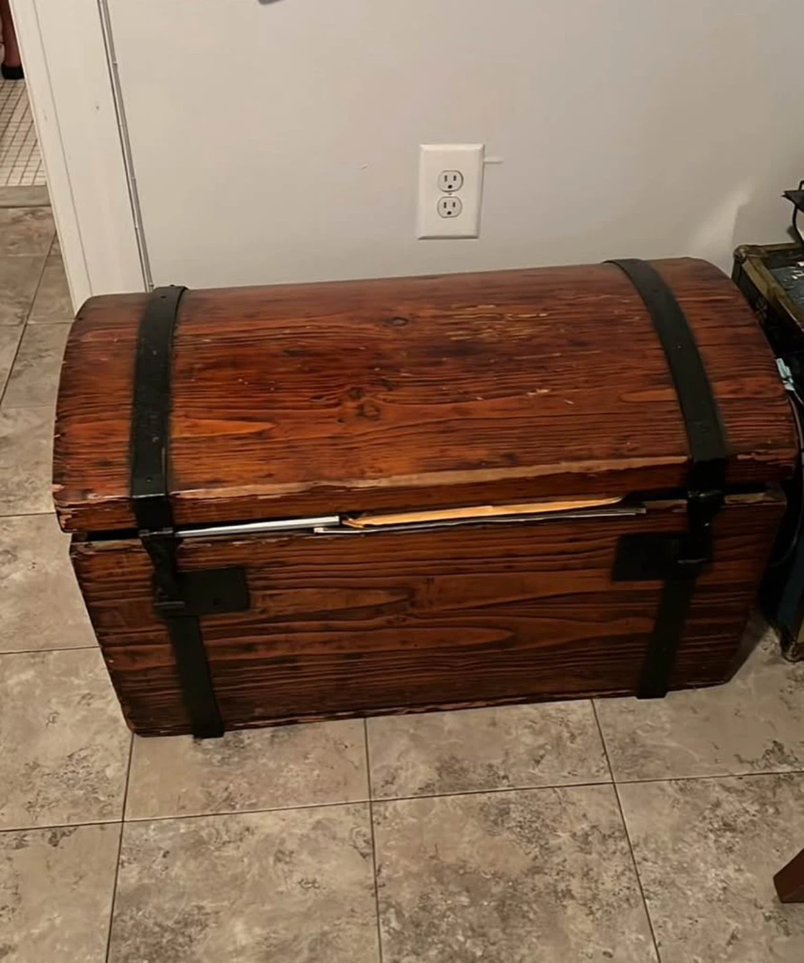Vintage Dome Rustic Wooden Storage Chest