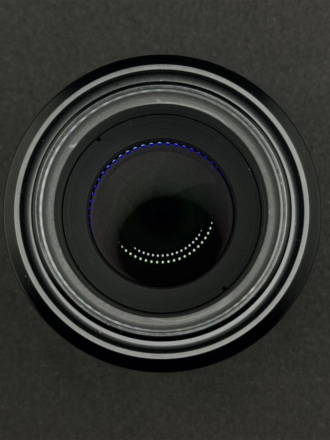 Nikkor F 105mm f2.8 AF-D Macro - photo 5