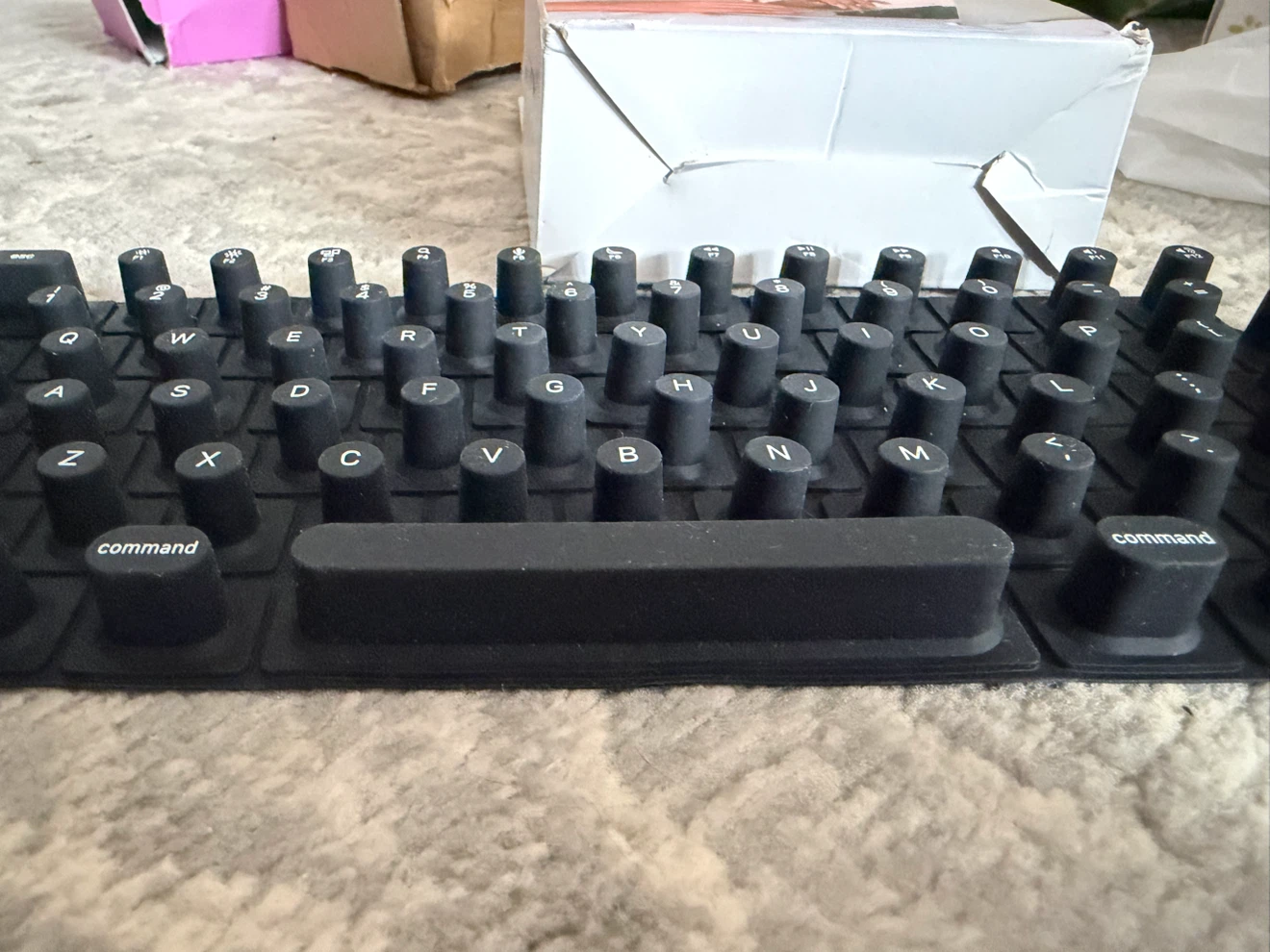 Easy Typewriter with long nail