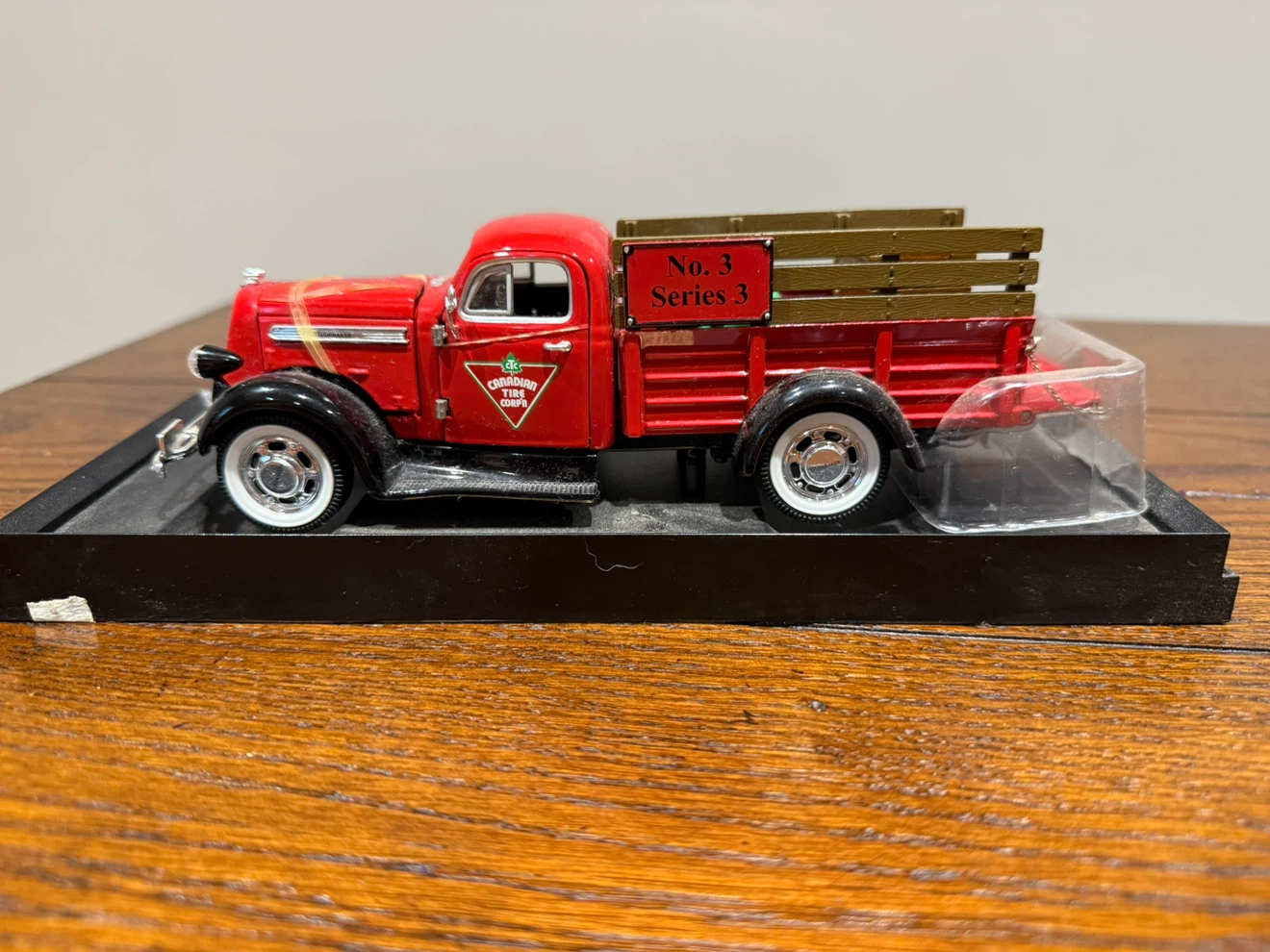 Vintage Canadian Tire Diecast Collector Trucks - photo 3