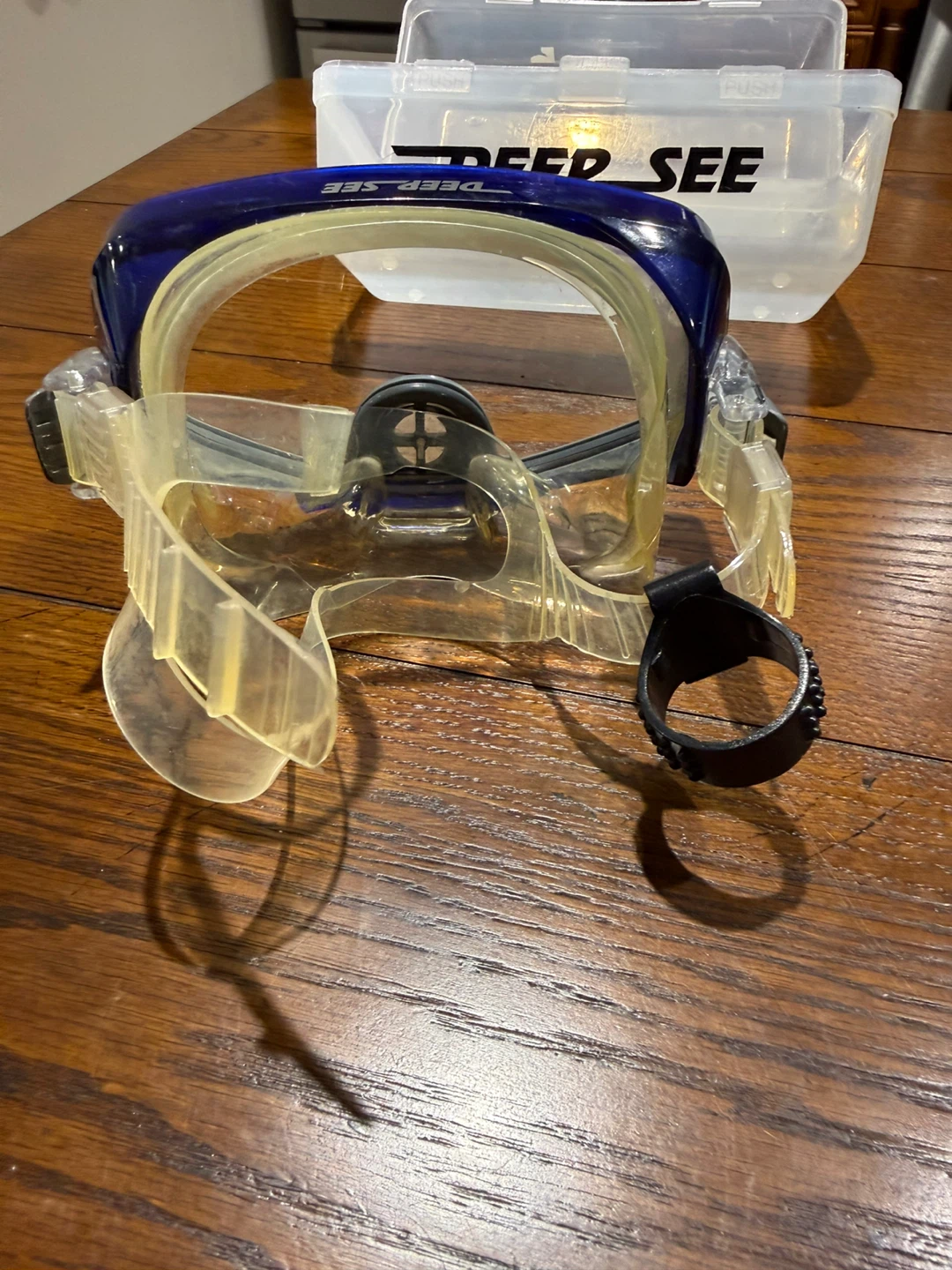 Deep See Scuba Diving Snorkeling Mask with Hard Case - photo 3