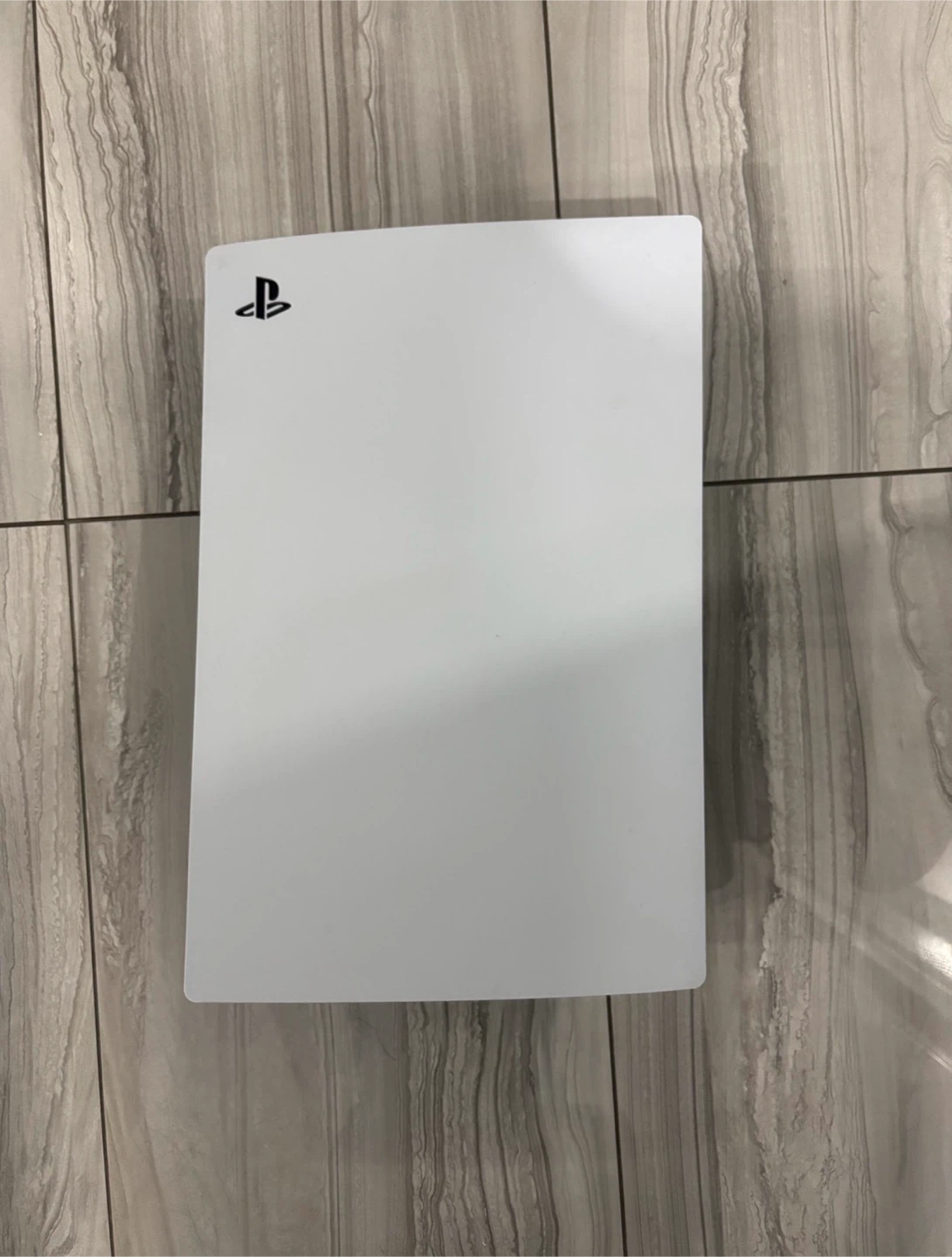 Like New Disc Edition PS5 (1 TB) W/ Controller + Much More! - photo 2