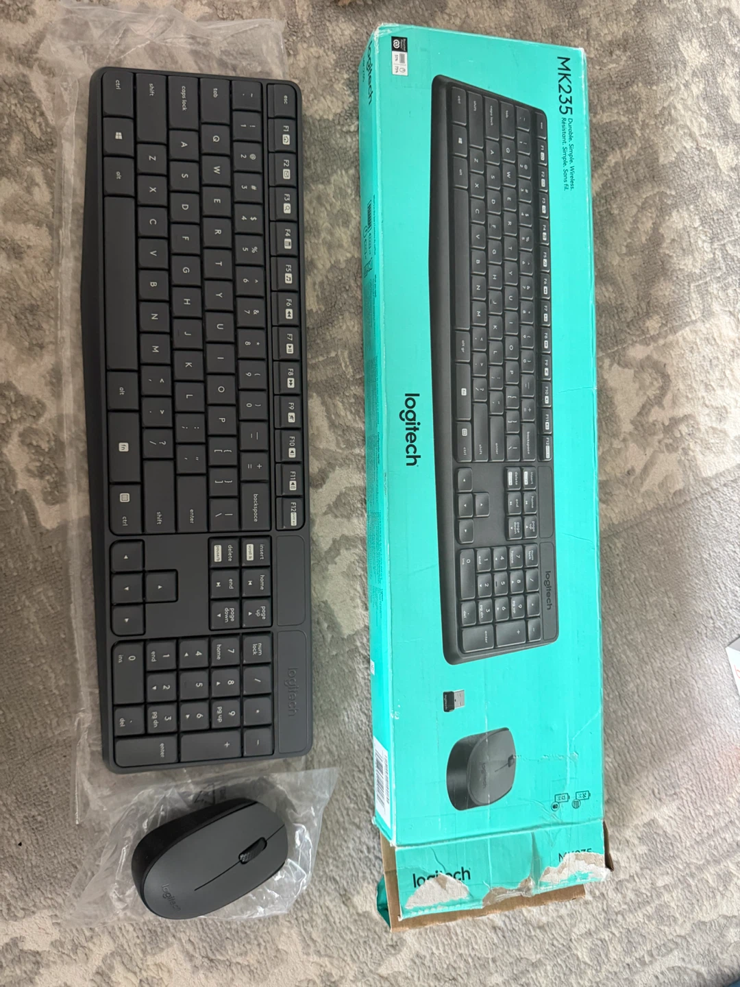 Logitech MK235 Wireless Keyboard and Mouse Combo