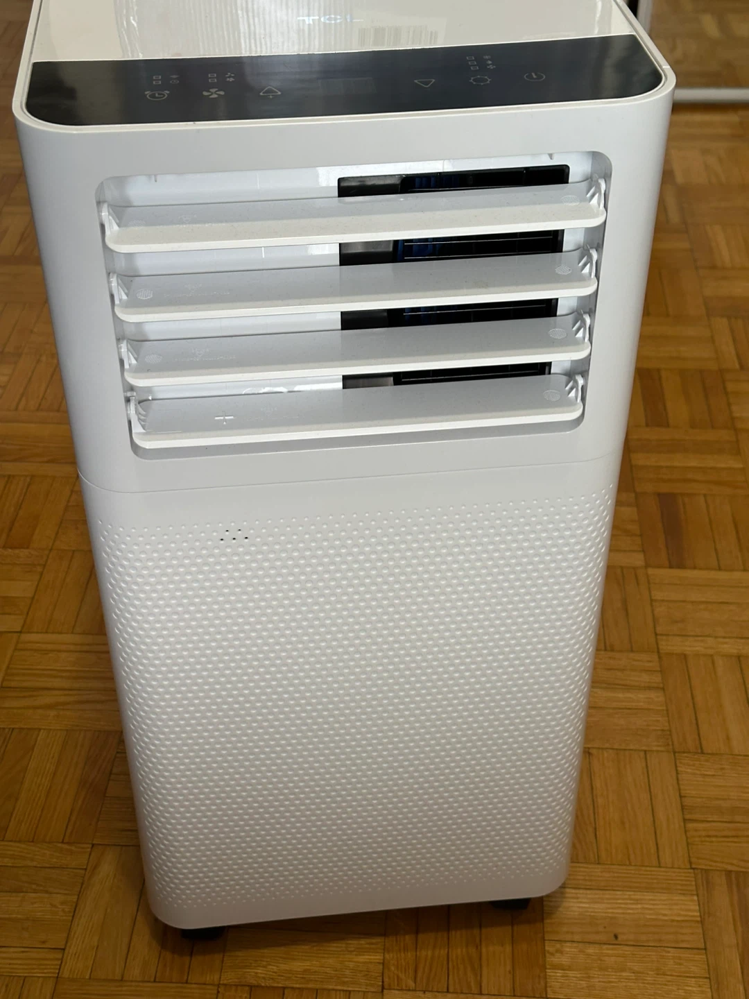 TCL 5,000 BTU Portable Air Conditioner - photo 3