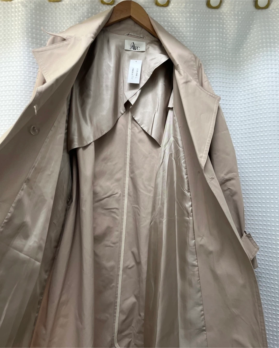 Arc Beige Trench Coat - photo 4