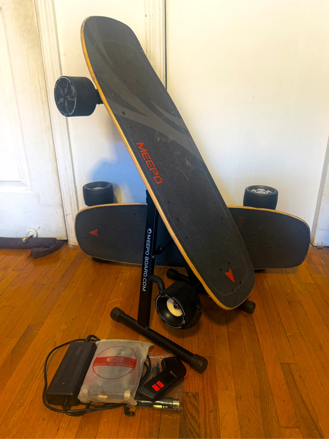 Meepo Electric Skateboard with Accessories