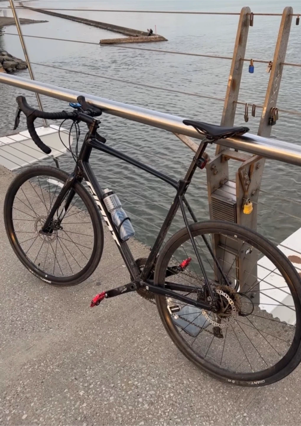 Giant Contend AR Road Bike