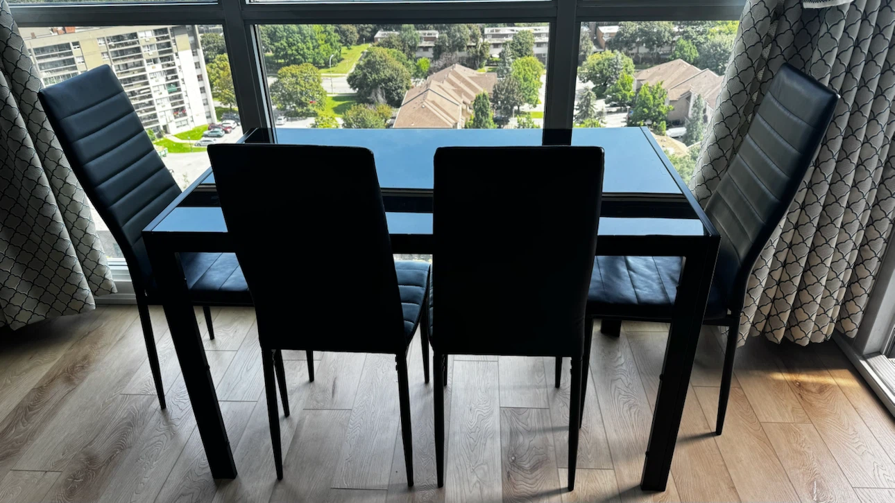 Dining Table with Four Chairs (Black)