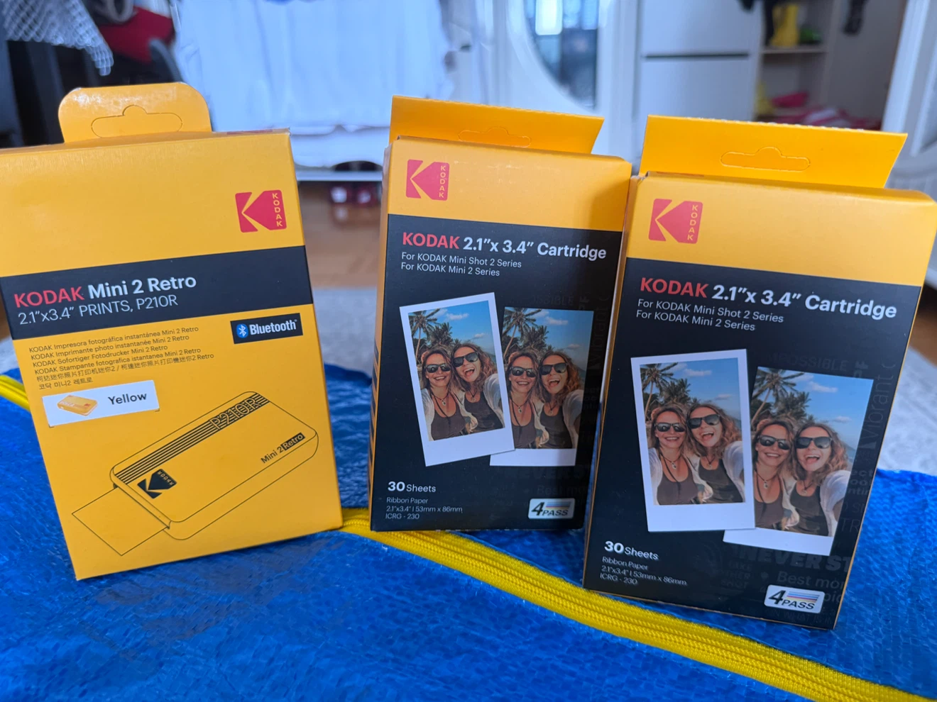 Kodak Mini 2 Retro Printer and 60 Sheets of Paper