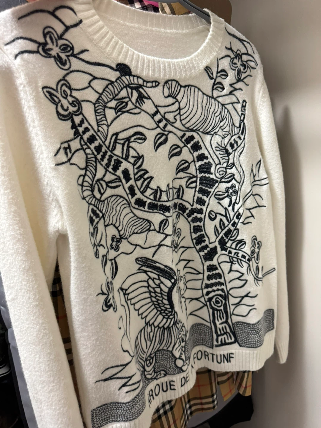 Size S Graphic White Knit Sweater - photo 3