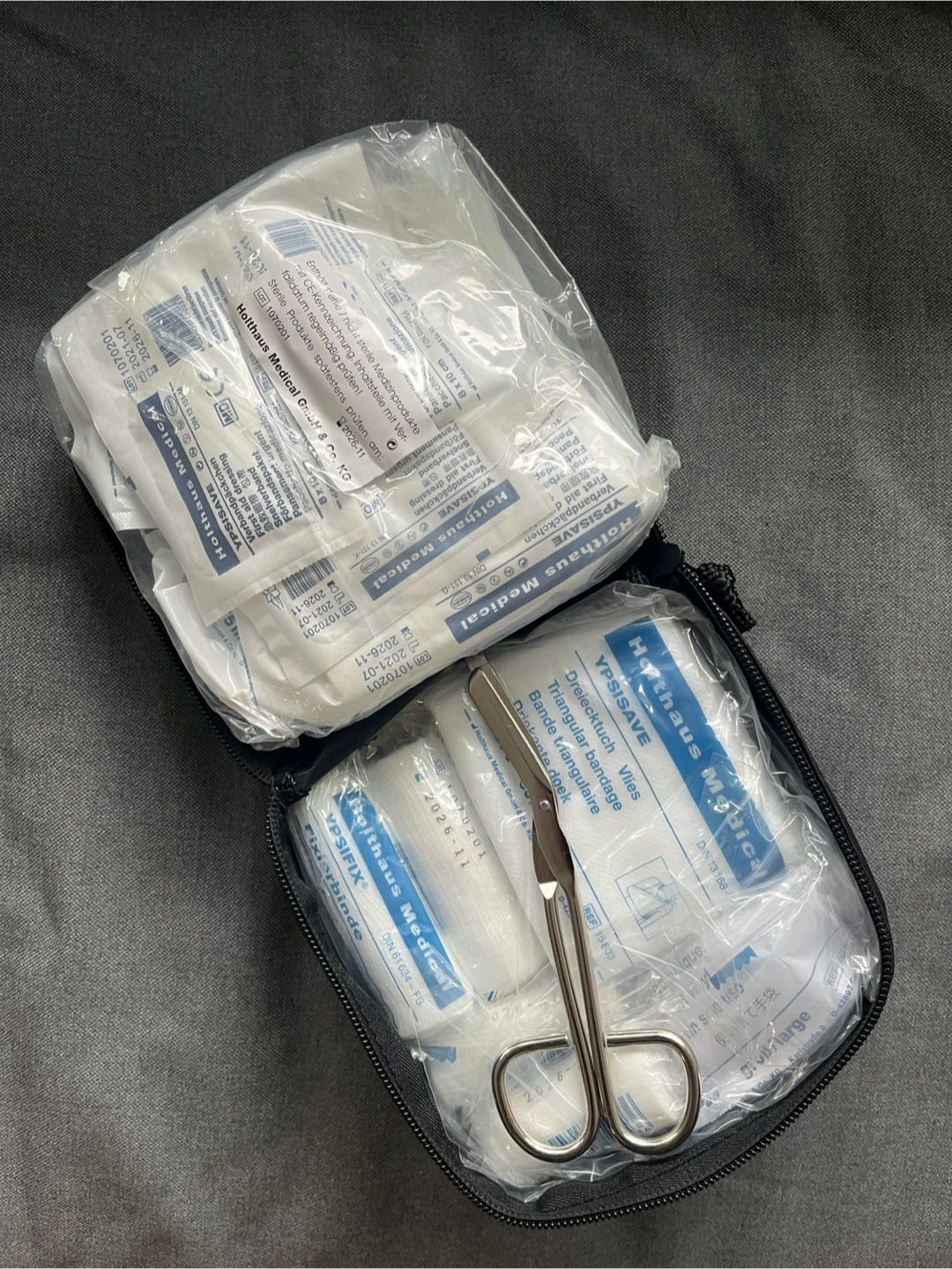 Audi First Aid Kit - photo 2