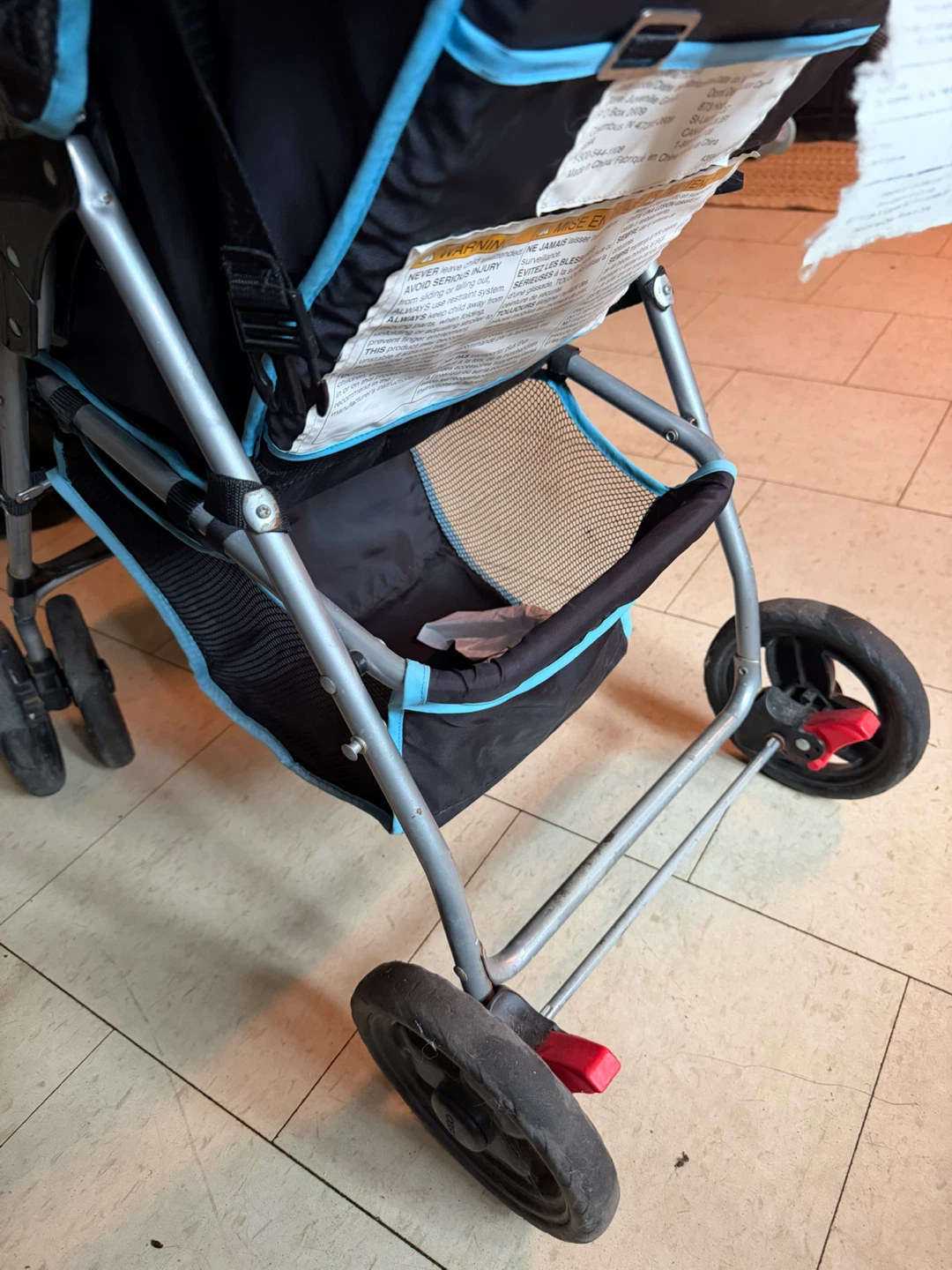 Cosco blue and black stroller - photo 4