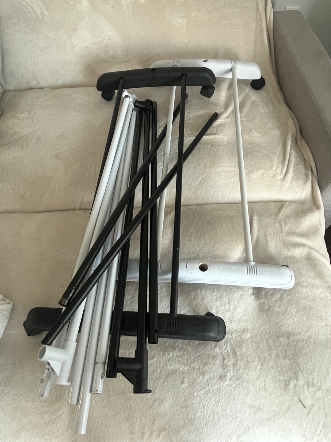 Single Rod Collapsible Clothing Racks