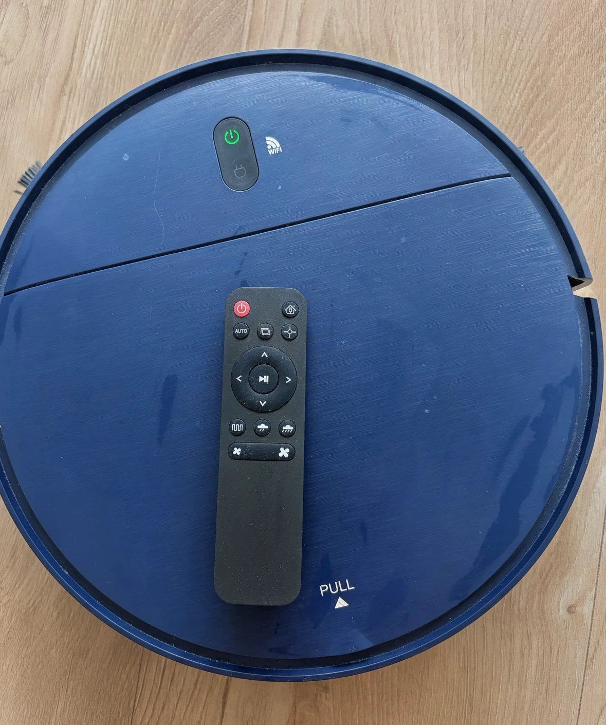 Robot Vacuum with Remote Control