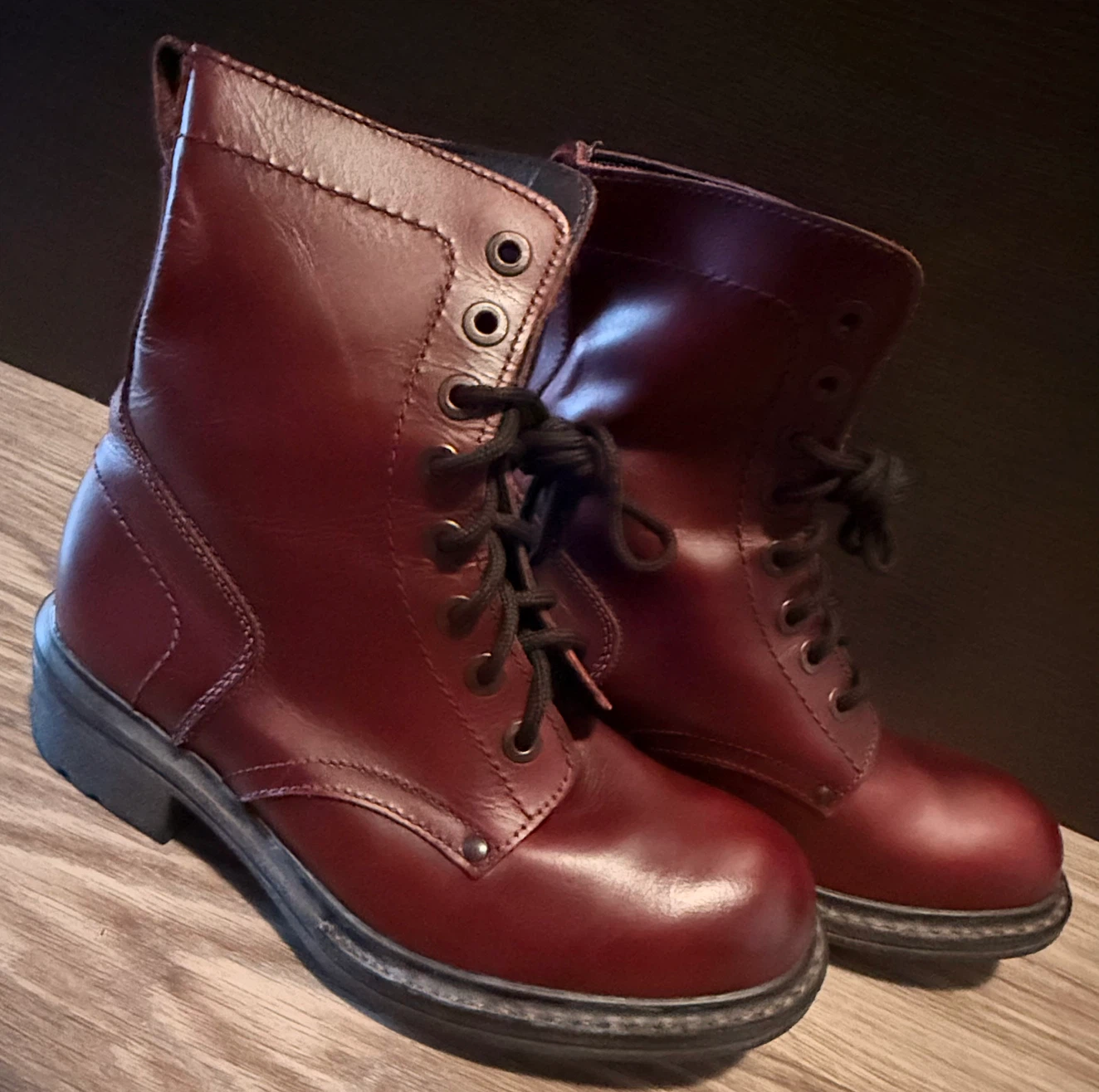 BRAND NEW • Burgundy BOOTS • ALDO • Made In Bulgaria