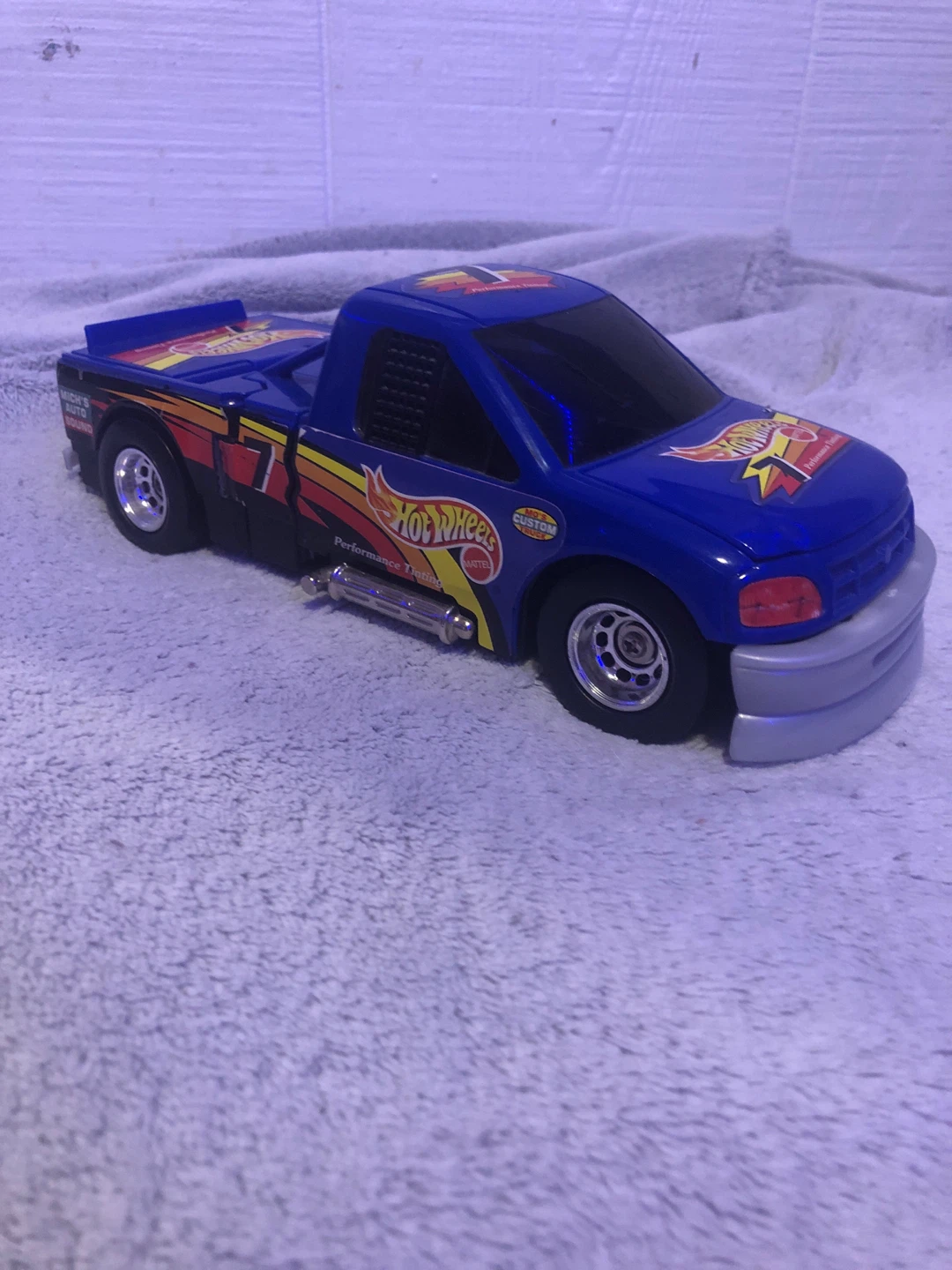Hot Wheels East Side Truck Club Toy Truck