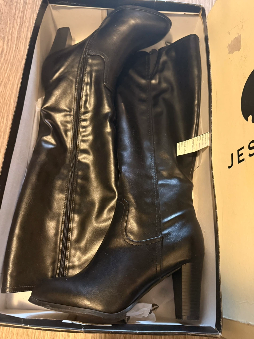 BRAND NEW • JESSICA Leatherette Boots w ORIGINAL Box/Tag - photo 3