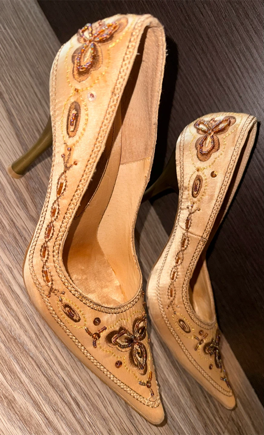 Gently Used • SPRING Embroidered Heels - photo 2