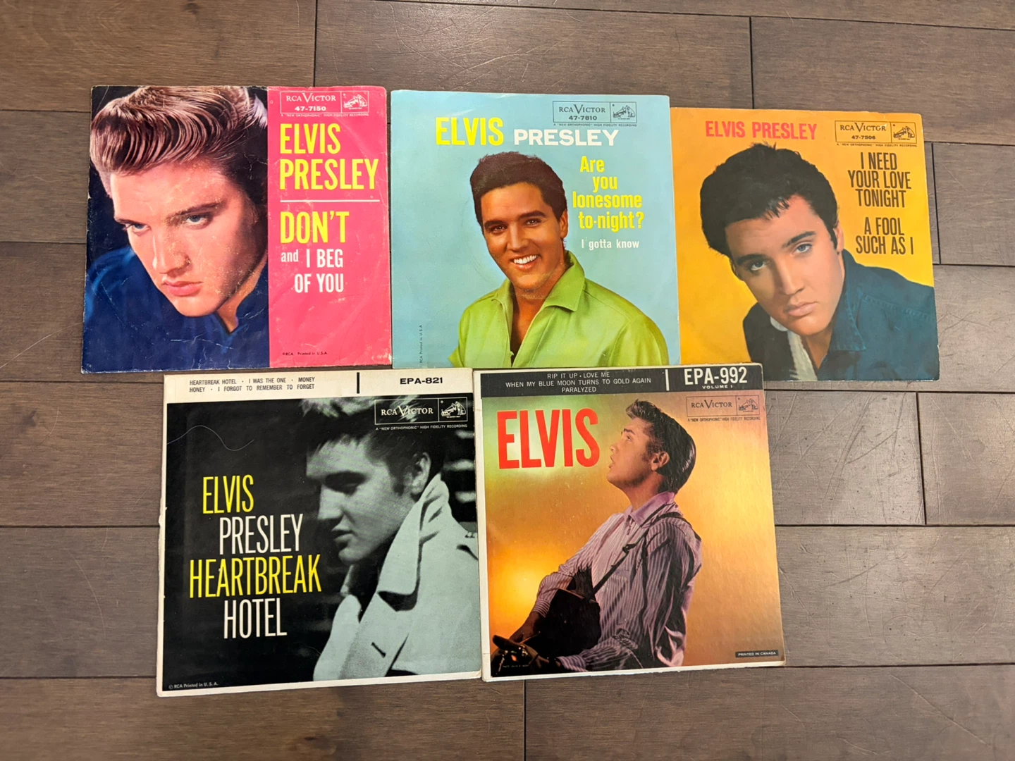 Set of 5 Elvis Presley Vinyl Records