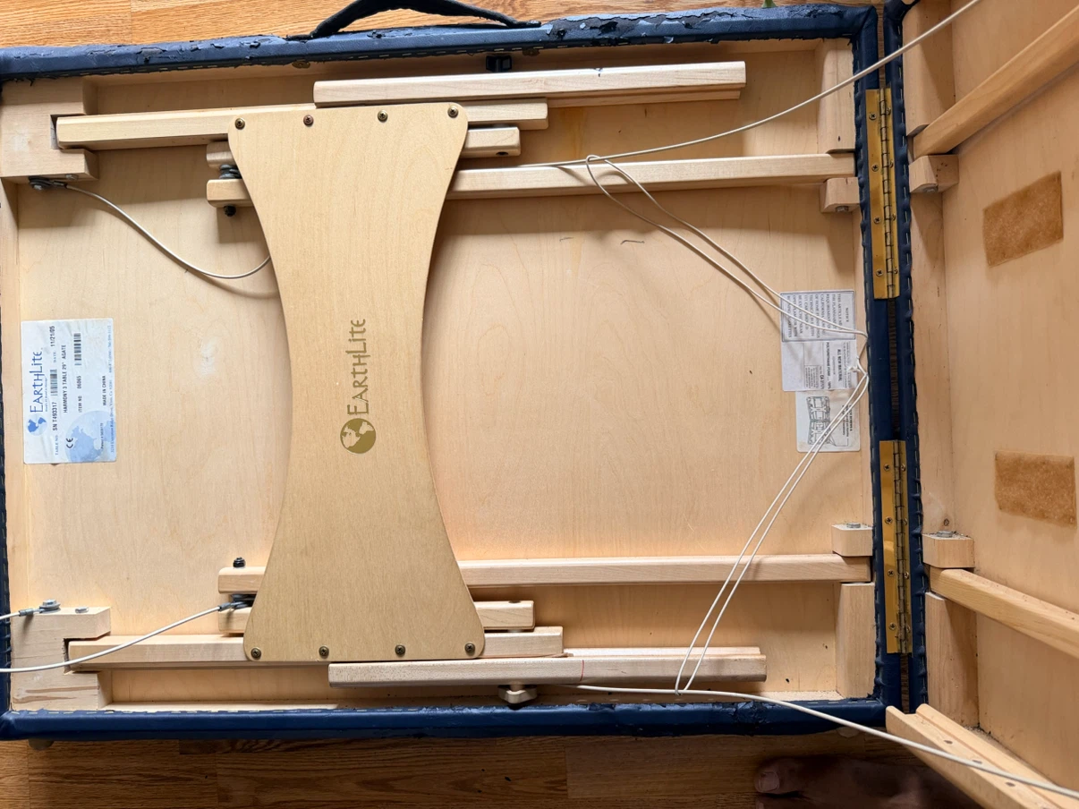 Earthlite Harmony 3 Portable Massage Table - photo 3