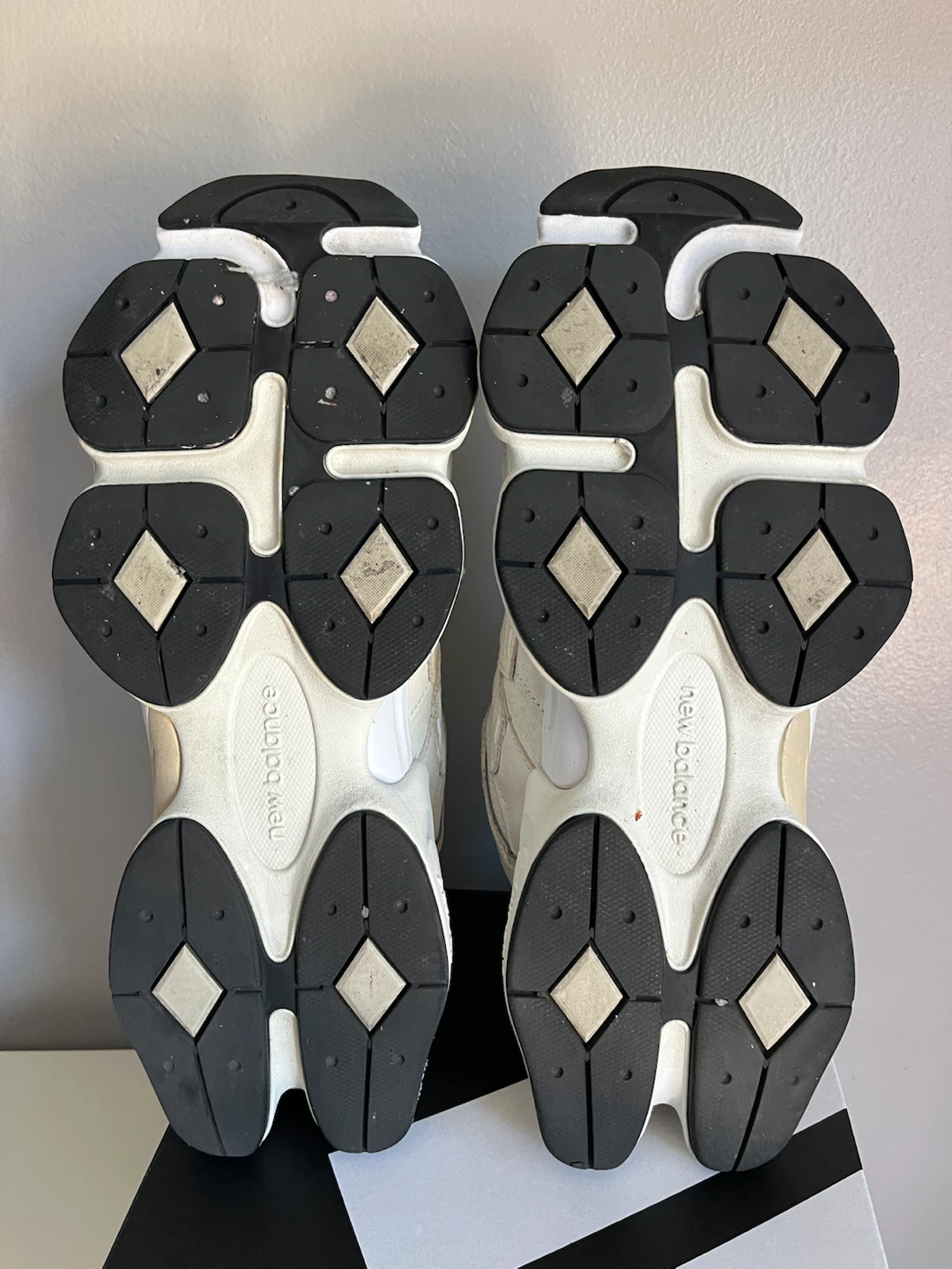 New Balance size 11 9060 White Sneakers - photo 5