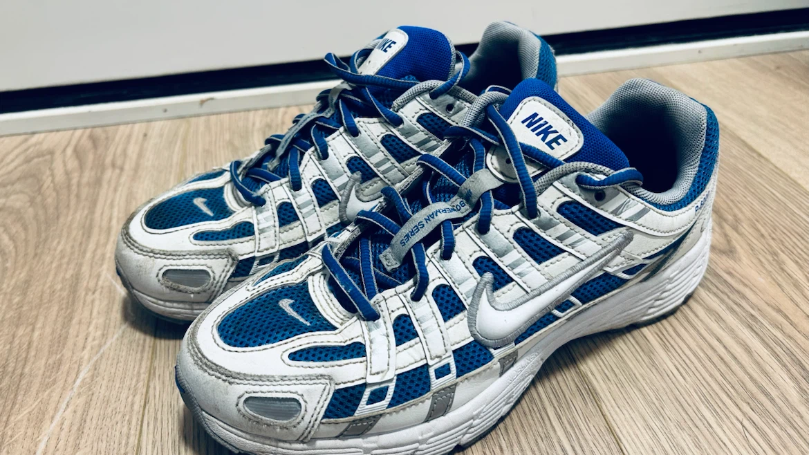 Nike Bowerman Series Leather & Mesh Sneakers – Size 6Y