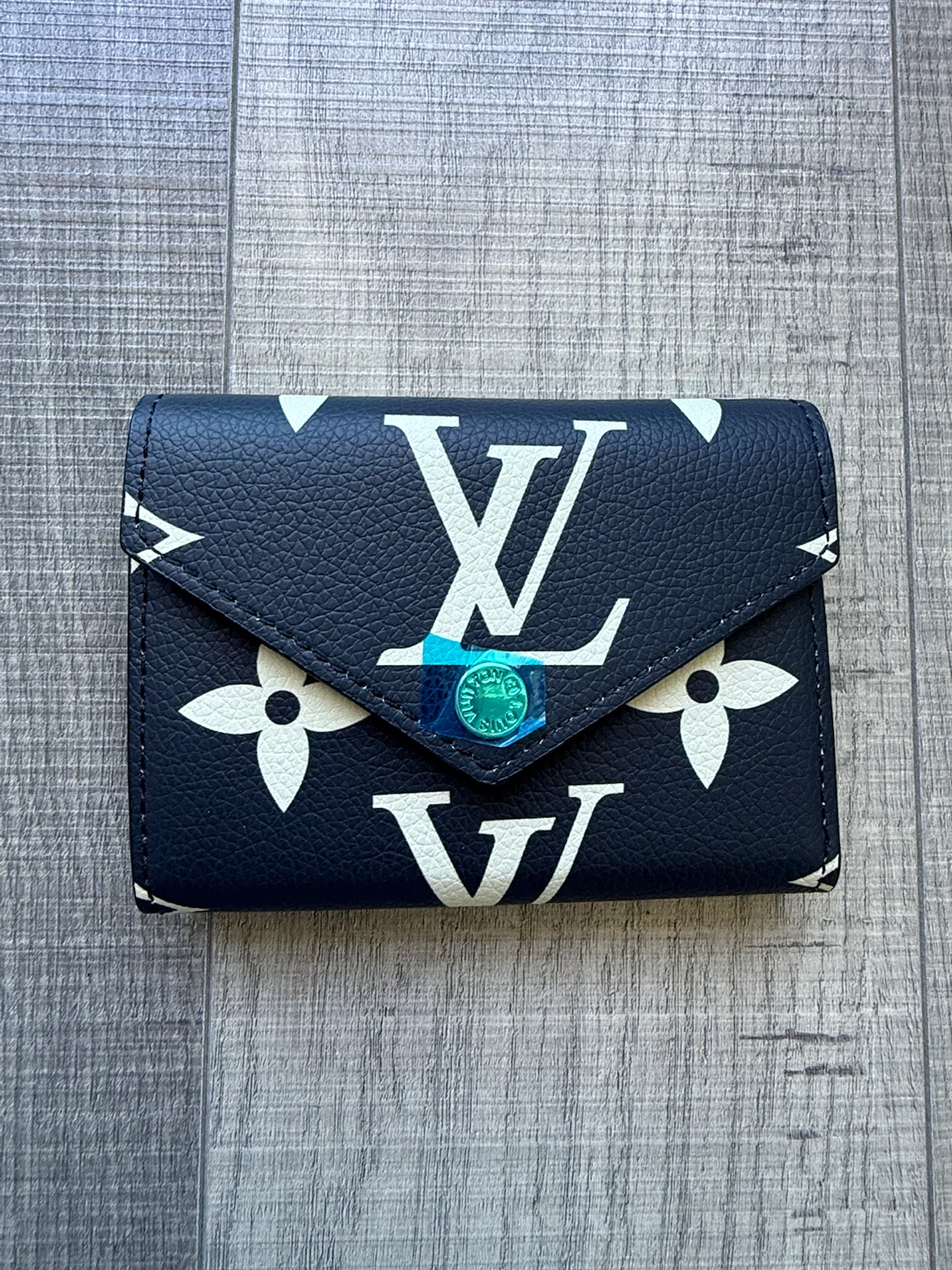 Louie vuitton wallet - photo 2