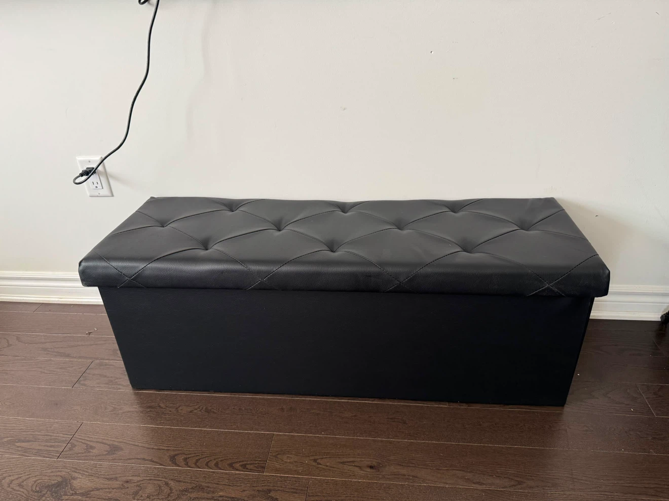Black Tufted Storage Ottoman - photo 2